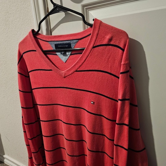 Tommy Hilfiger Men's Coral Black Striped V-Neck Long Sleeve Sweater Large - Picture 2 of 5